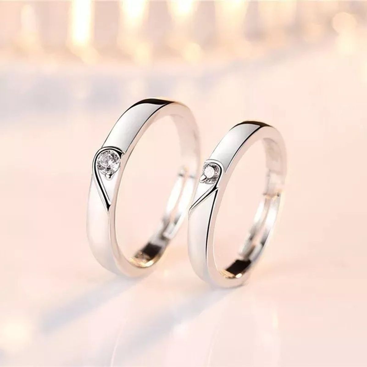 KUANGYE - 2 Anillos Promesa Bañado en plata Corazon Parejas Compromiso