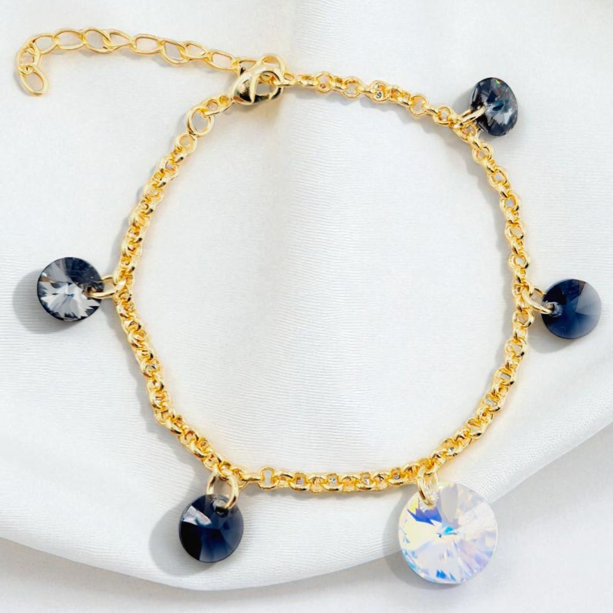 JOYAS MONTERO - Pulsera Nepal Gold 24k creado con cristales de Swarovski® Silver Night