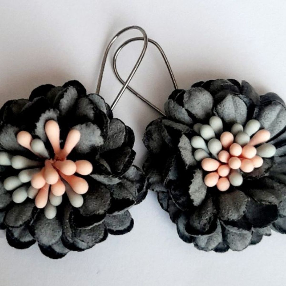 CATHALIFAUDJOYAS - Aros flor tela petalos CathalifaudJoyas