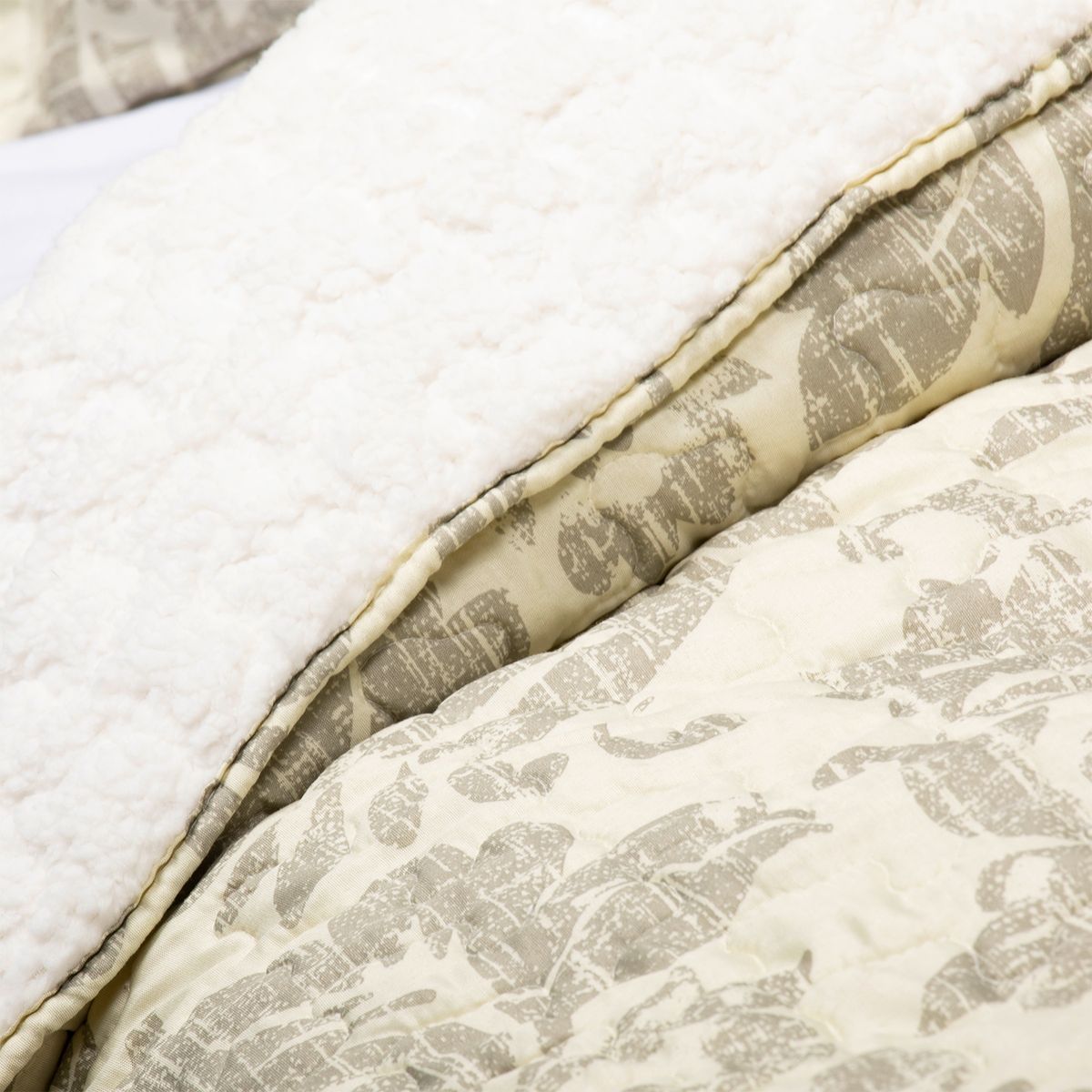 ZAHR - Cubrecama Sherpa Estampado King Amarillo