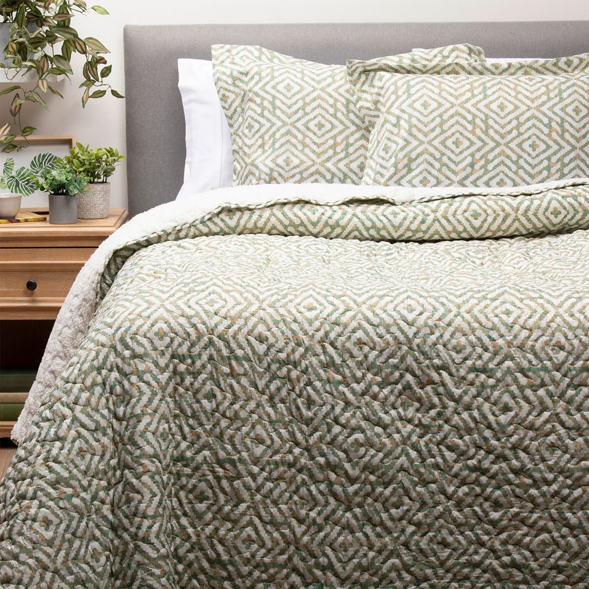 ZAHR - Cubrecama Sherpa Estampado King Verde