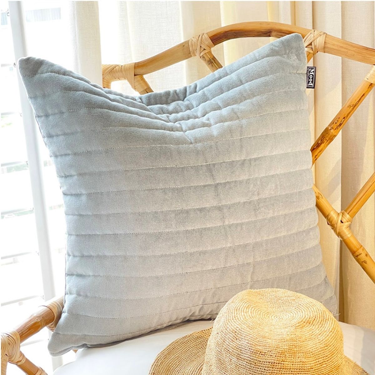 GENERICO - COJIN TERCIOPELO COLOR AGUA MODELO IBIZA…