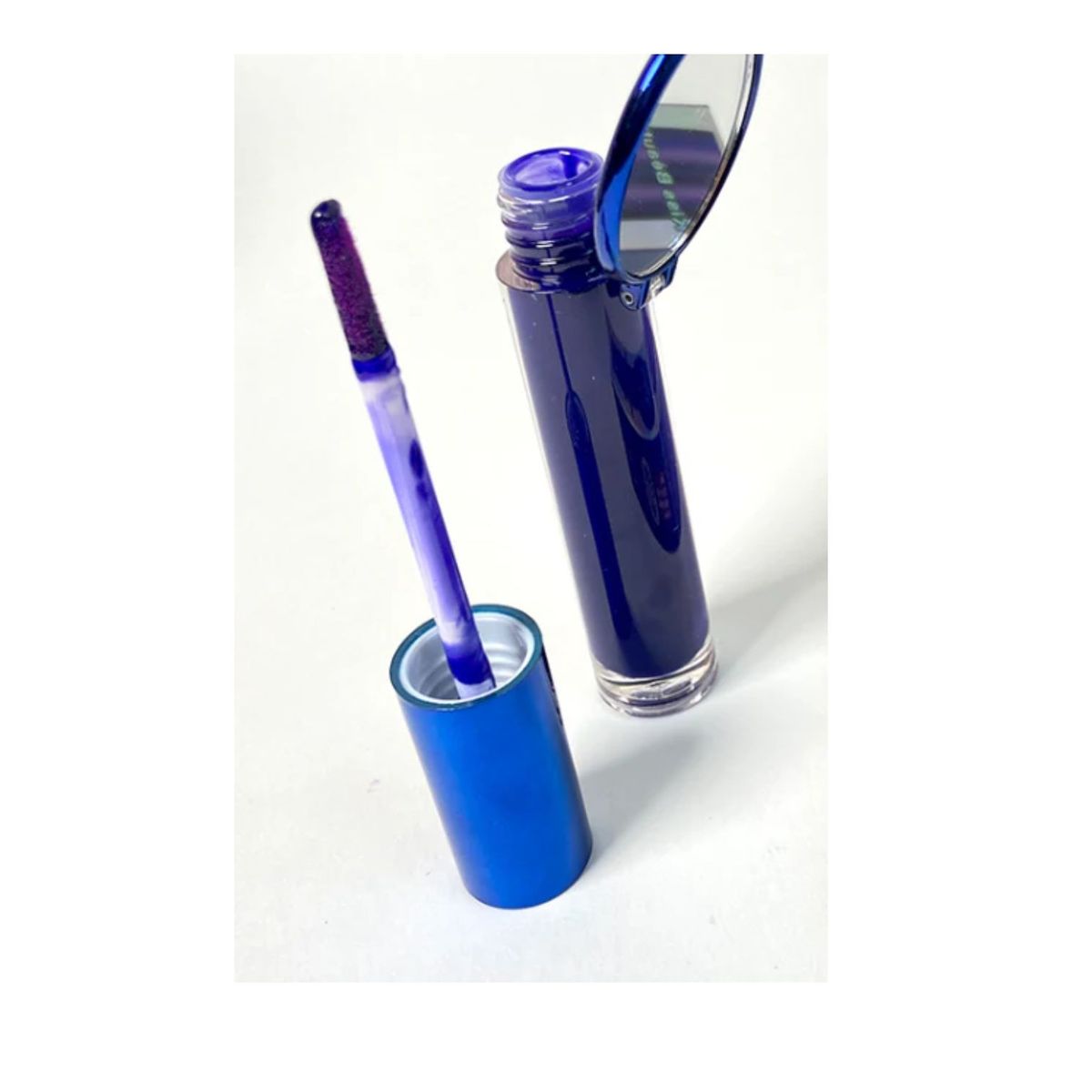 GENERICO - LABIAL MAGICO AZUL QUE CAMBIA CON TU PH