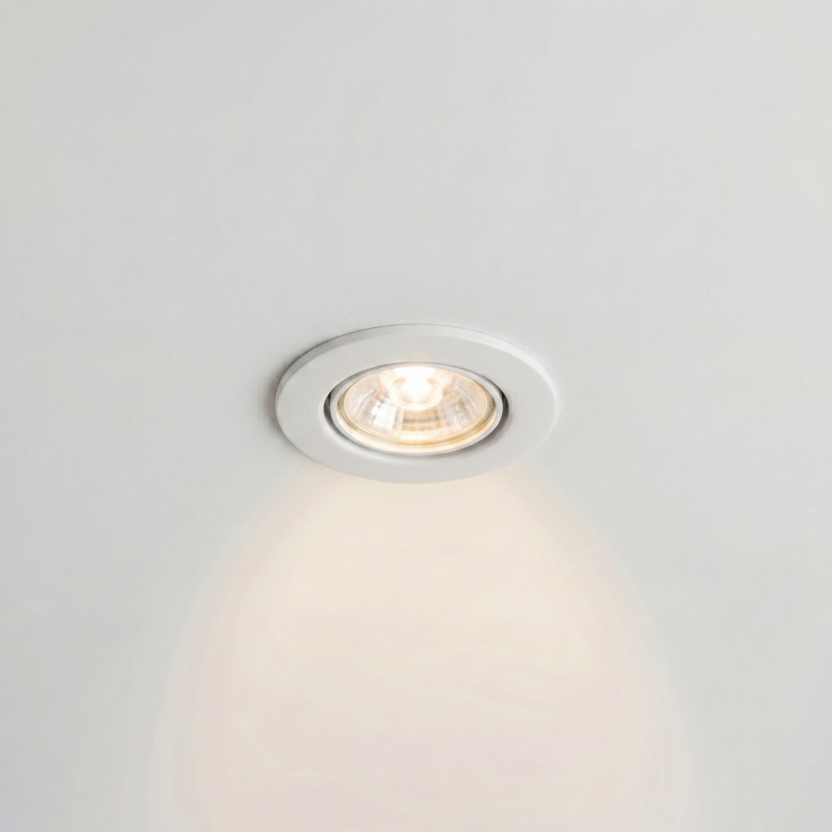 Aro Empotrable Fijo 8cm Porta Gu10 Mr16 Blanco No incluye zócalo, marca DEMASLED - Foto 2