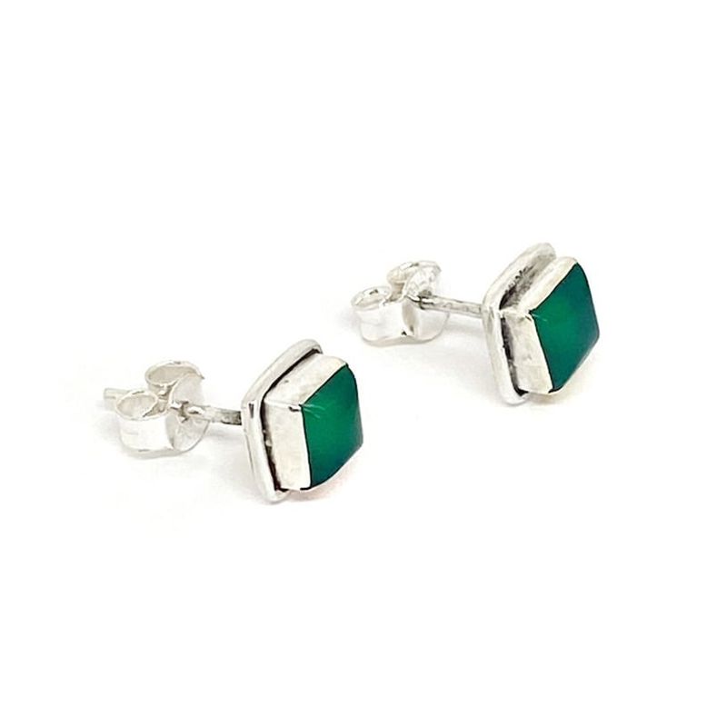 ANDREA COGGIOLA JOYAS - Aros Botón Cuadrado Ónix Verde Plata Fina 925