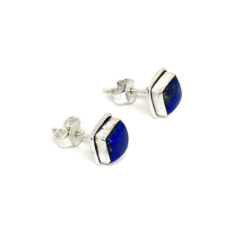 ANDREA COGGIOLA JOYAS - Aros Botón Cuadrado Lapislázuli Plata Fina 925