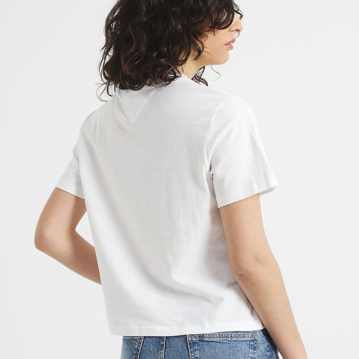 TOMMY HILFIGER - Polera Classic Modern Con Logo Blanco Mujer