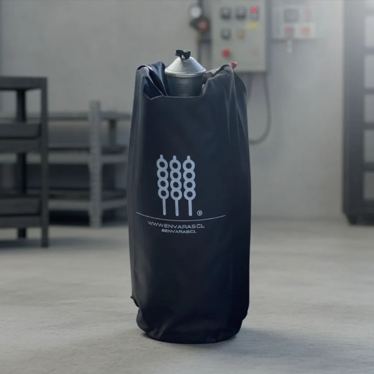 EN VARA'S MEATS & GRILL - Funda Cobertor para balon  Cilindro de Gas 11kgs.