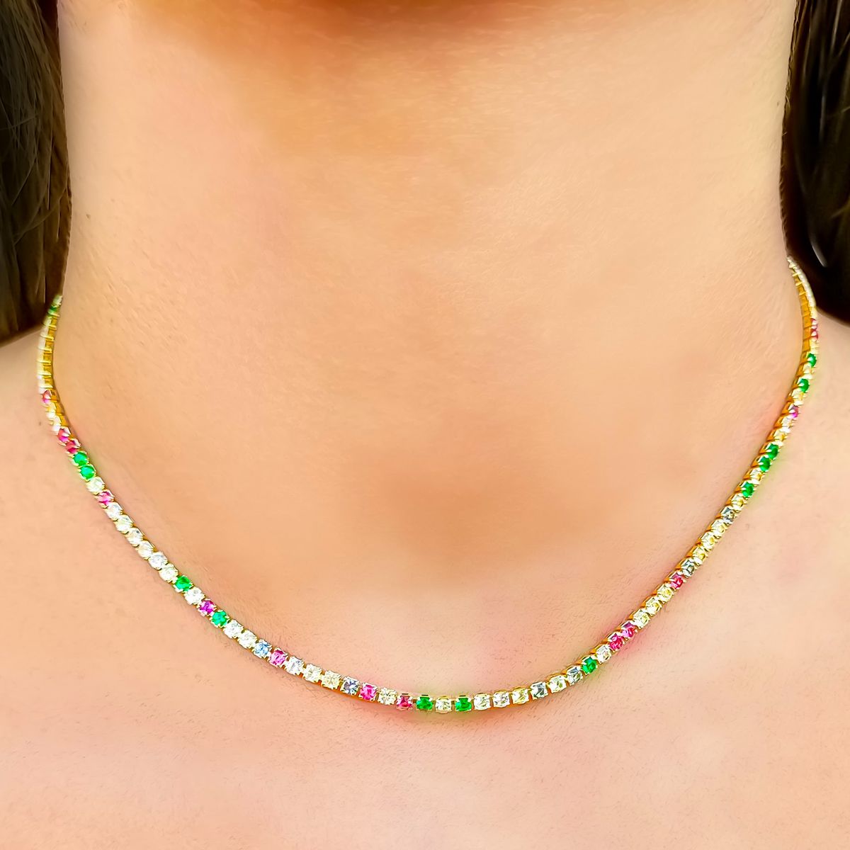ANDREA COGGIOLA JOYAS - Collar Choker Circones Colores Enchapado Oro 18K