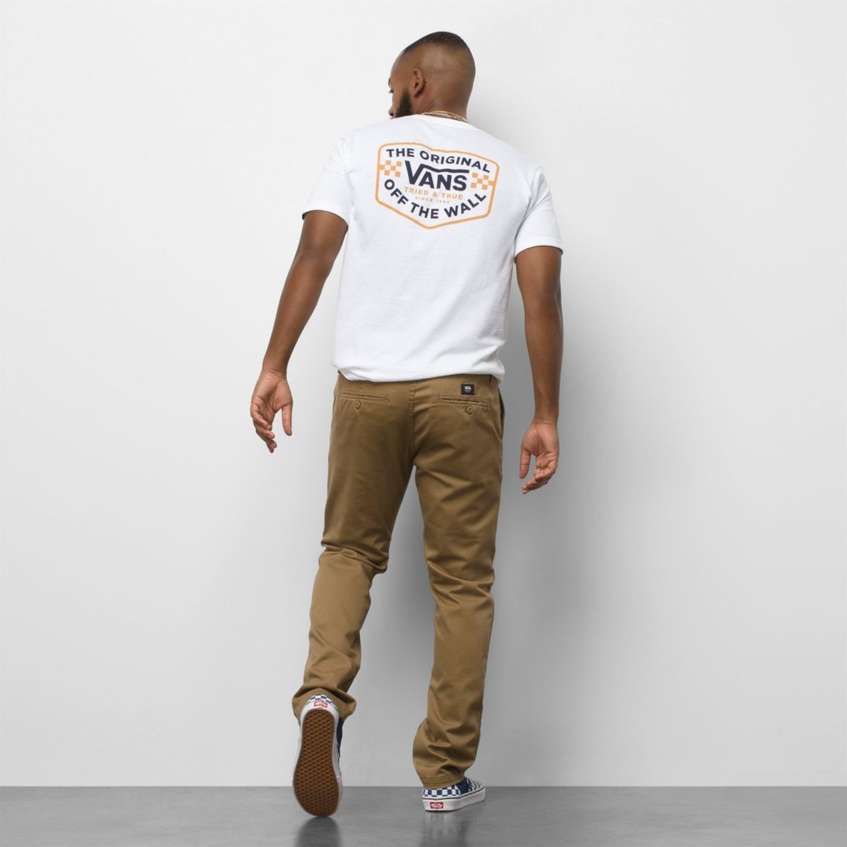 VANS - Pantalón Hombre Mn Authentic Chino Slim Pant Dirt VANS