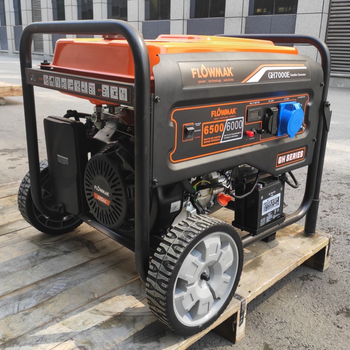 FLOWMAK - Generador Electrico 6500w A Gasolina Gh7000e 220v