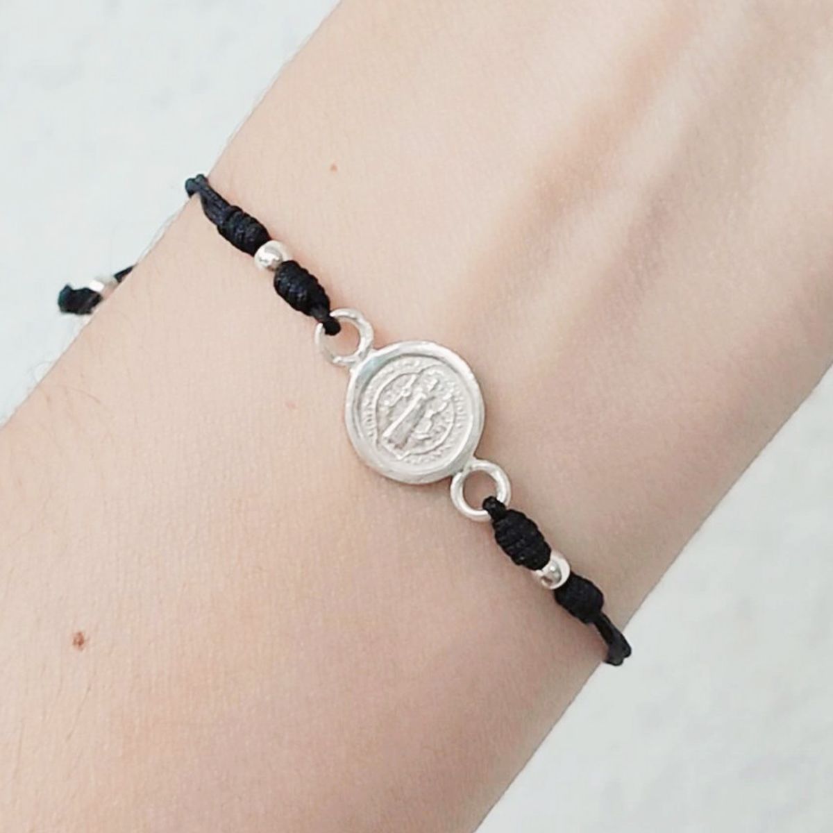 COGGIOLA - Pulsera San Benito Plata Fina 925 Cordón Negro Adaptable