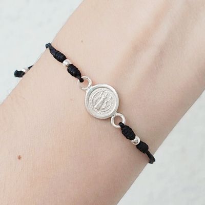 Imagen 2 del producto Pulsera San Benito Plata Fina 925 Cordón Negro Adaptable