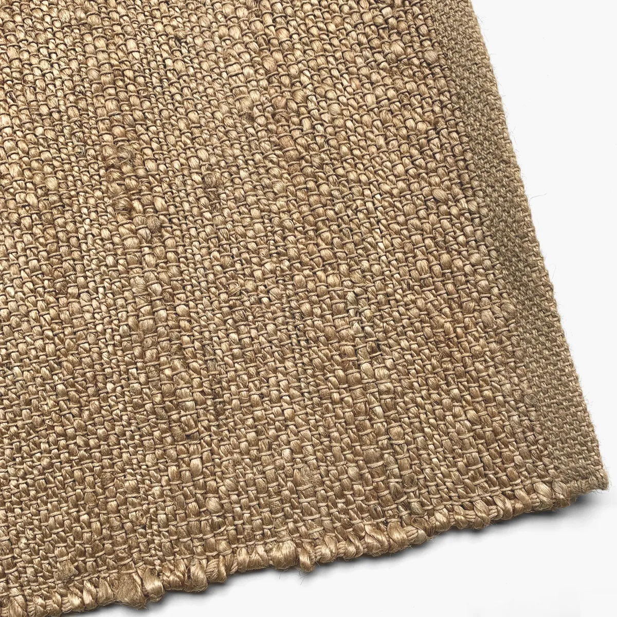 FORM DESIGN - Bajada de Cama Yute Sahara Crudo Form Design