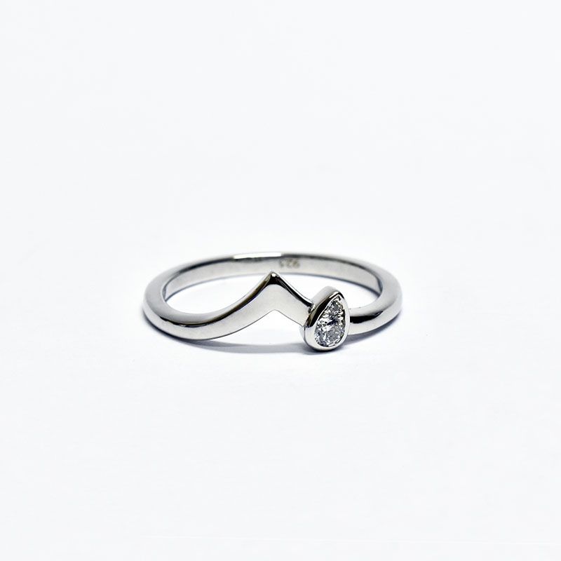 ROSETT - Anillo tiara con circón en gota Plata 925
