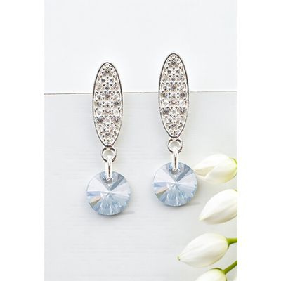 Imagen 2 del producto Aros Punto De Luz Baño Oro Blanco creado con cristales de Swarovski® Blue Shade