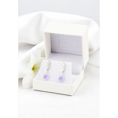 Imagen 2 del producto Aros Punto De Luz Baño Oro Blanco creado con cristales de Swarovski® Violeta