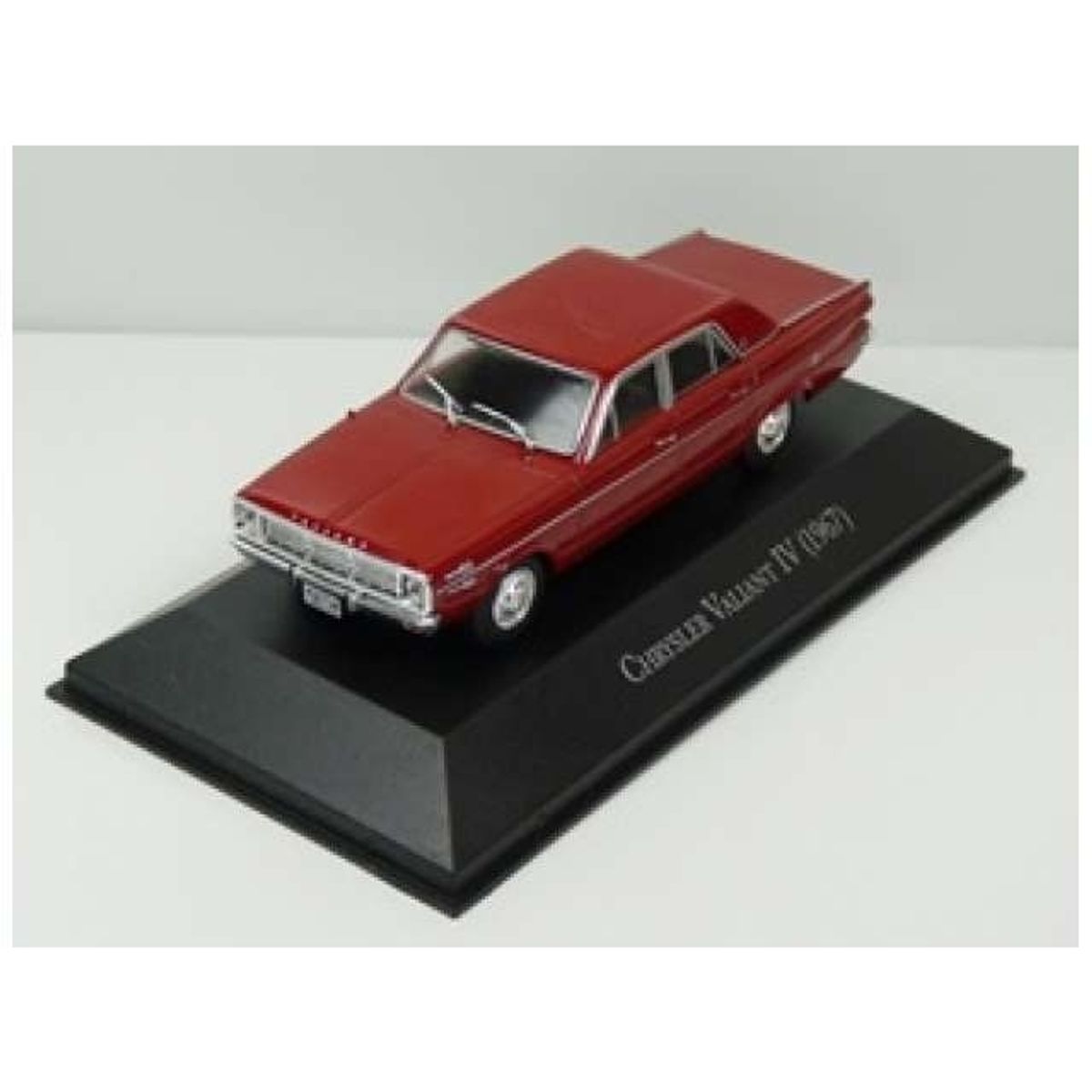 GENERICO - MAGAZINE ARG40 1:43 1967 CHRYSLER VALIANT IV RED