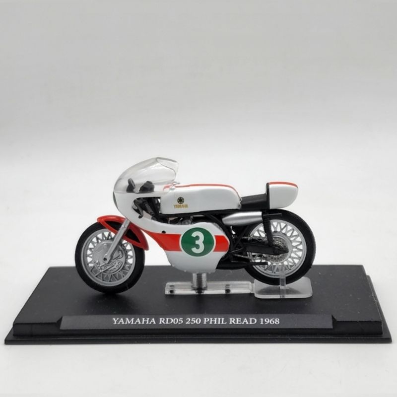 GENERICO - LUPPA YAMAHA RD05 250 1968 PHIL READ 1-24