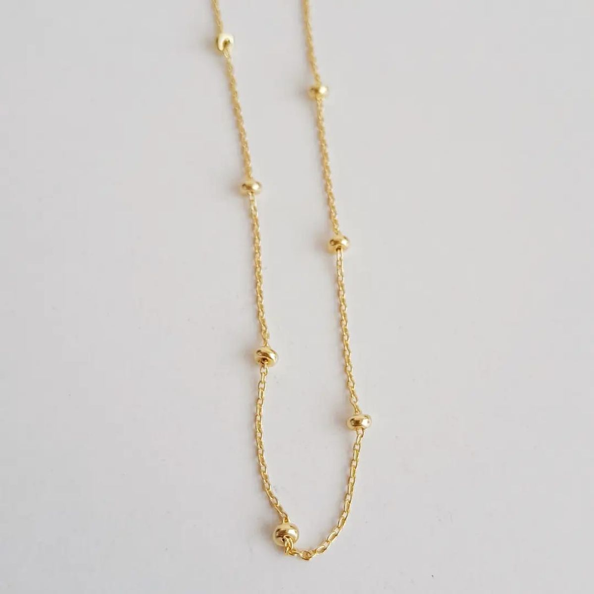 JOYAS VALDES GARCIA - Collar con pelotitas baño oro