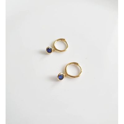 Imagen 2 del producto Aros argolla con circón colgando baño oro