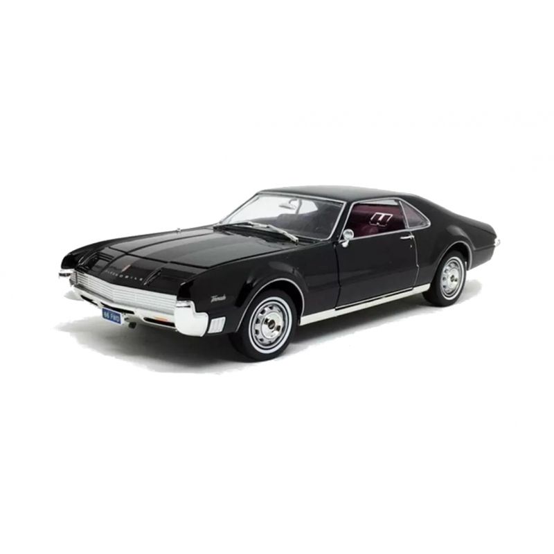 GENERICO - ROAD 92718 1:18 OLDSMOBILE TORONADO ( 1966 )