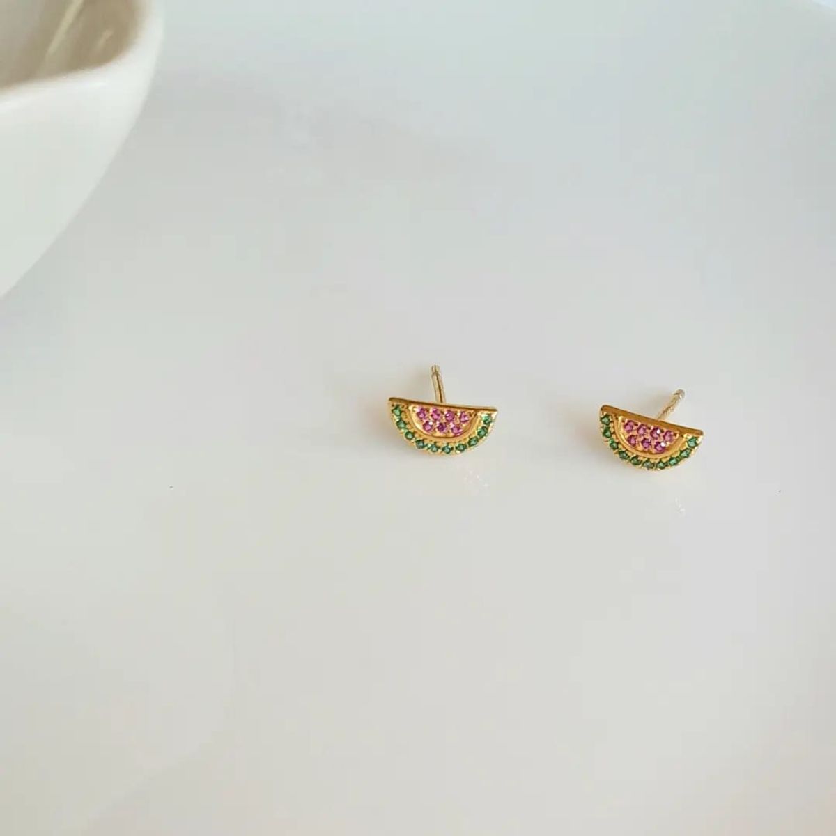 JOYAS VALDES GARCIA - Aros sandia con circones de colores baño oro