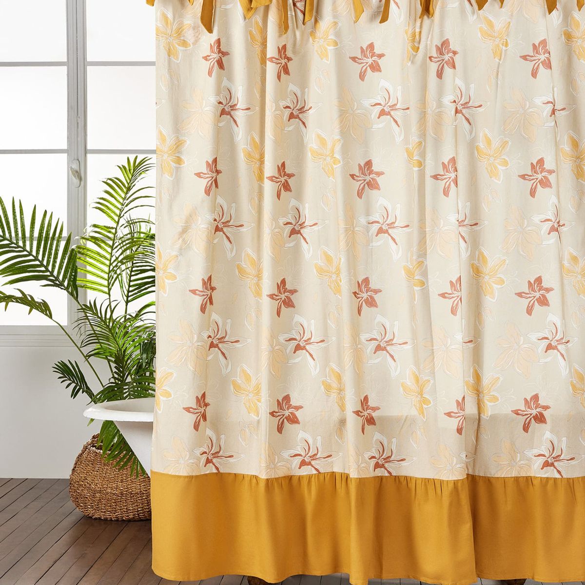 LOUNGE - Cortina De Baño Flores Acuarela 180 X 180 Beige LOUNGE