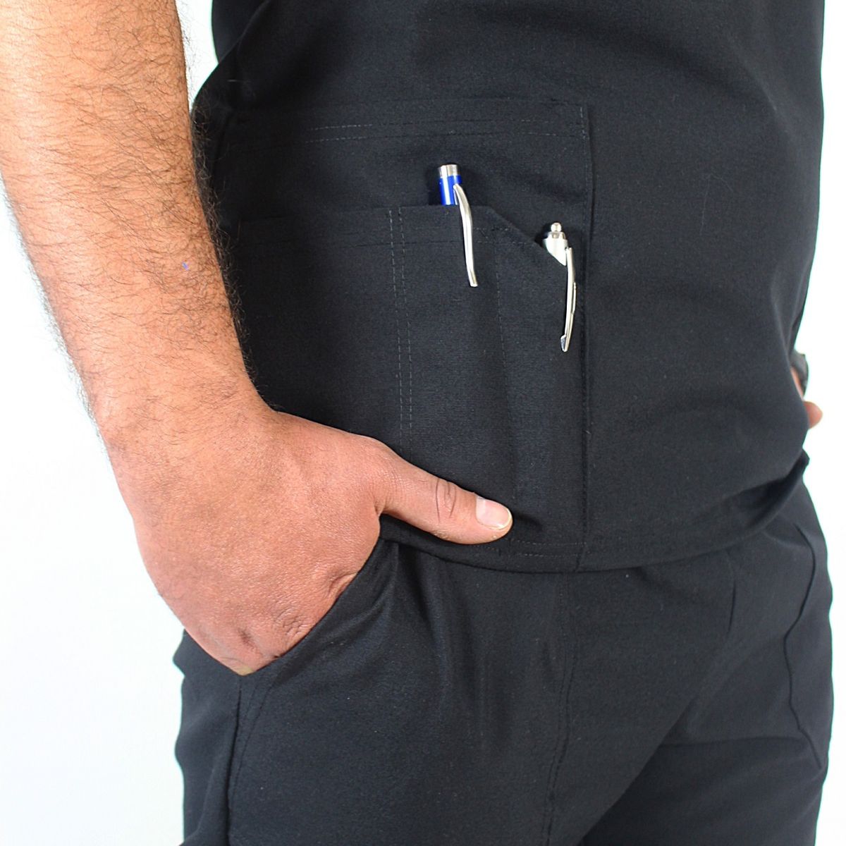 GENERICO - Uniforme Clínico Antifluido y Antibacterial Negro
