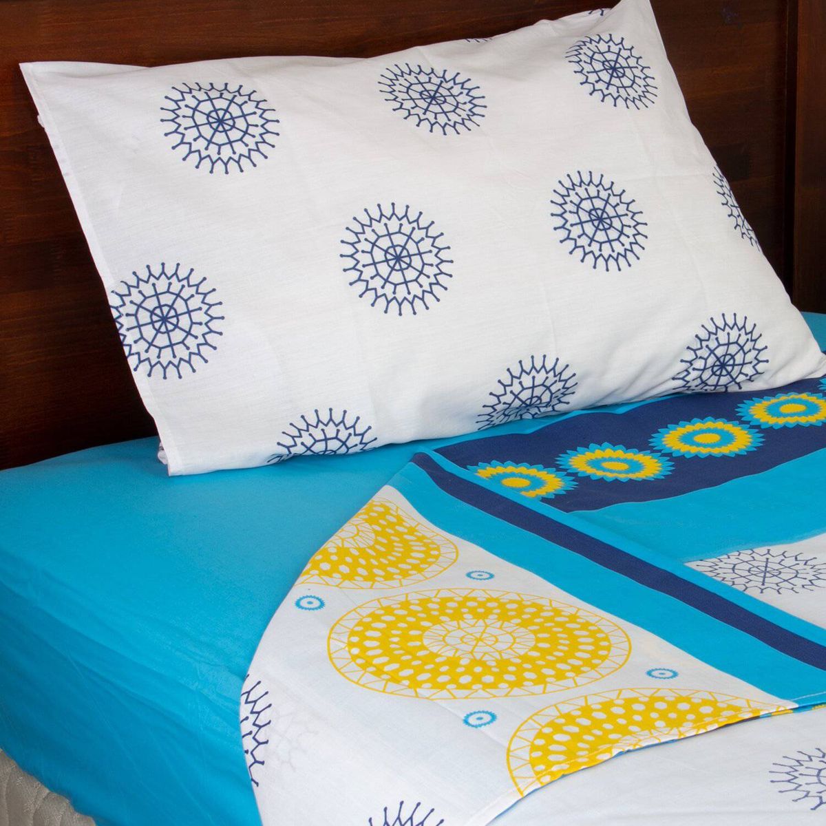 MASEL - Set jgo sabanas 2, 5 p  runas  calipso   2 almohadas eco