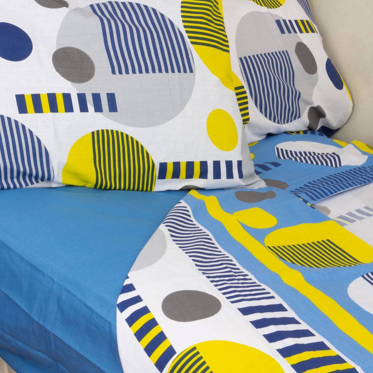 MASEL - Set jgo sabanas King  azul  y pack  2almohadas 50x70