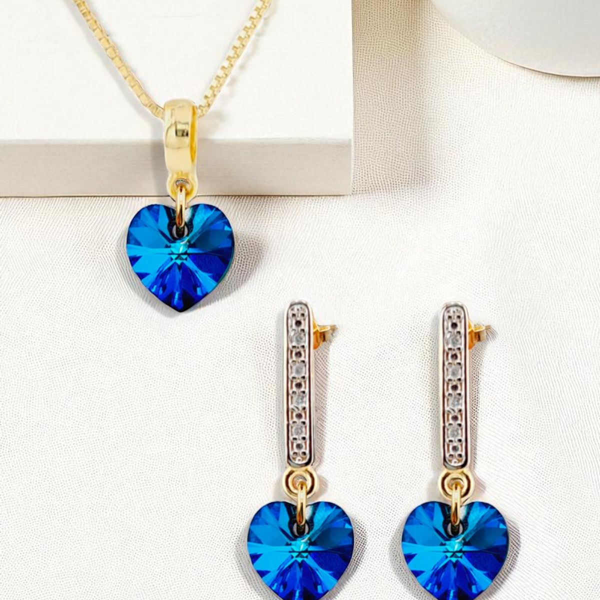 JOYAS MONTERO - Conjunto Romance Gold 24K creado con cristales de Swarovski® Bermuda Blue