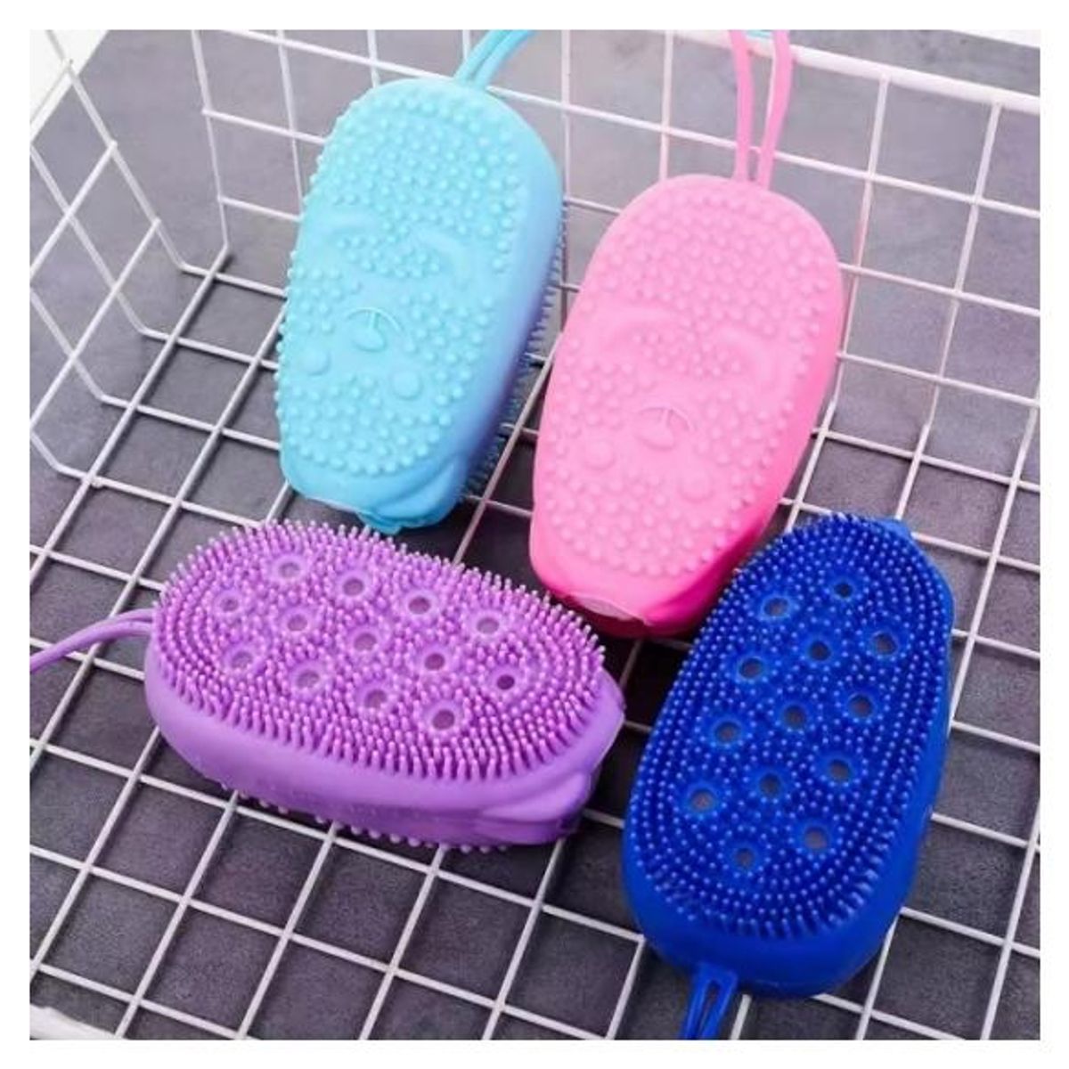 MOOI - CEPILLO DE BAÑO-VIOLETA