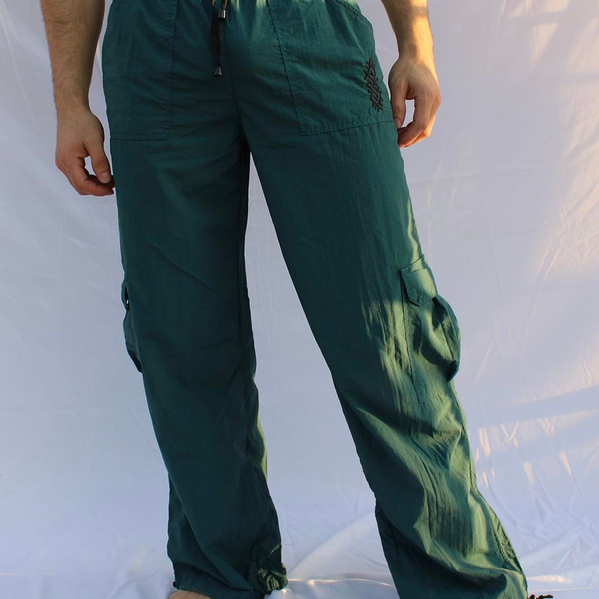 AIMARA - Pantalón Tipo Cargo Verde