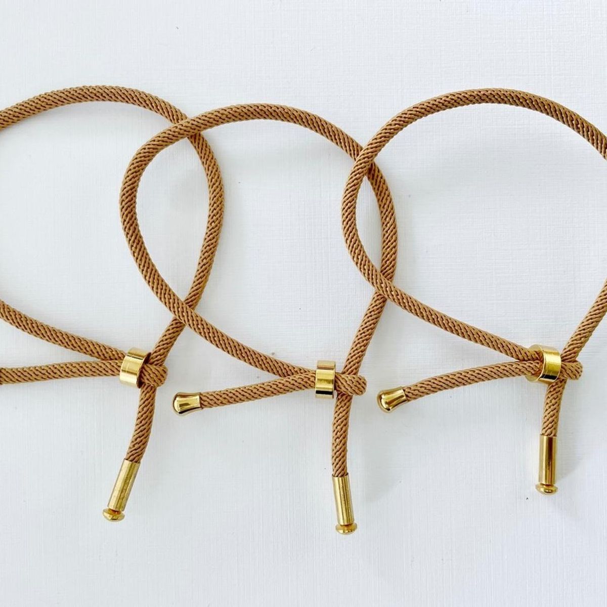 GENERICO - Set De 3 Pulseras Cerradas De Cordón - Cafe