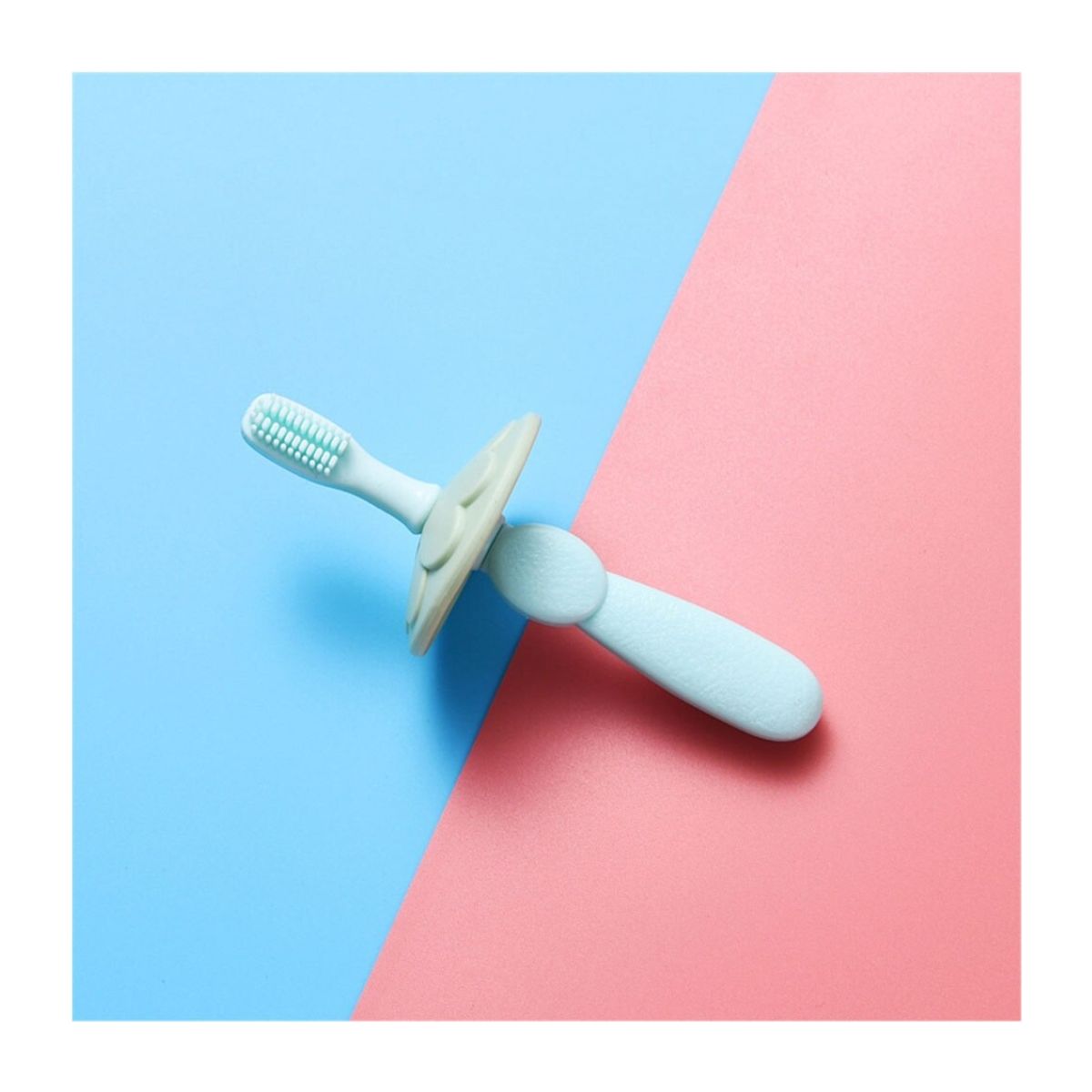 OEM - CEPILLOS DE ENTRENAMIENTO SILICONA PARA BEBE VERDE