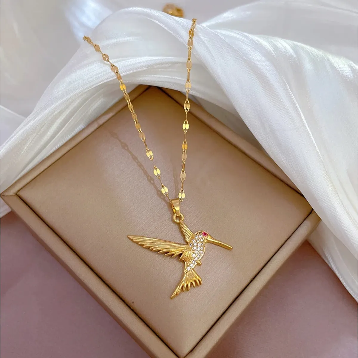 GENERICO - Collar Colibrí Cadena En Acero Inoxidable - Bañado Oro 18k