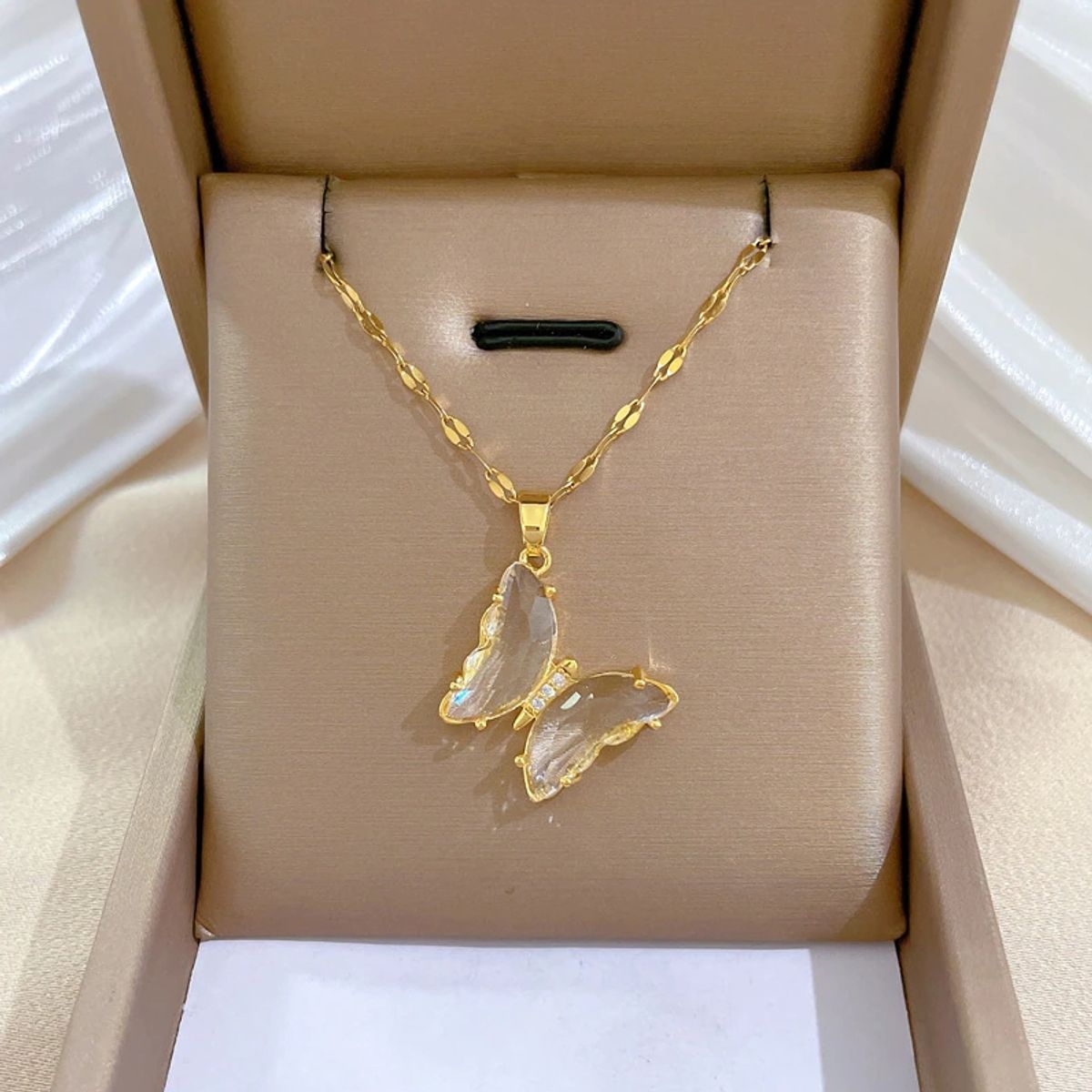 GENERICO - Collar Mariposa Cristal - Acero Inoxidable Bañado En Oro 18k