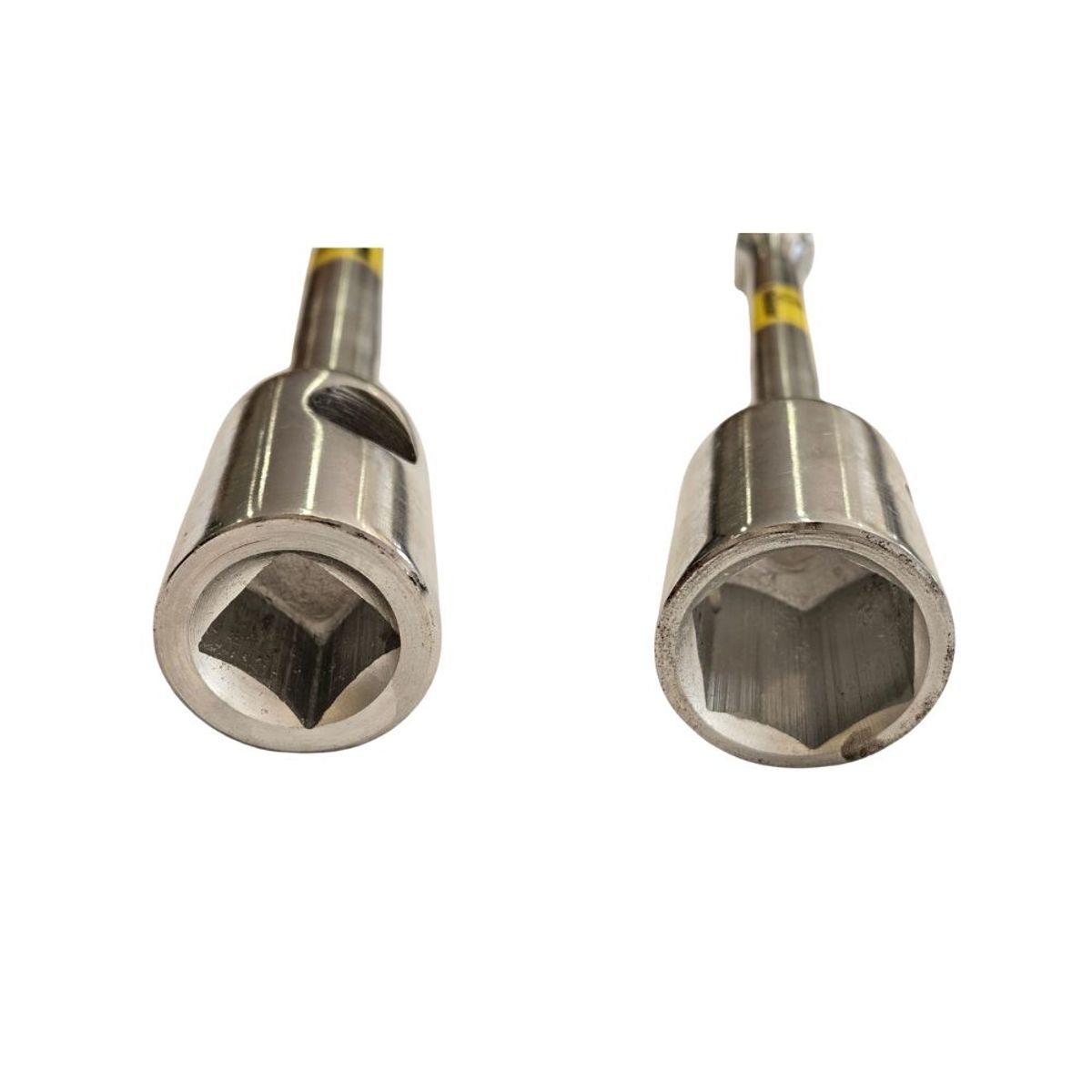 MOHICAN - LLAVE TUBO PARA LLANTAS 27 X 30 MM CROMADAS