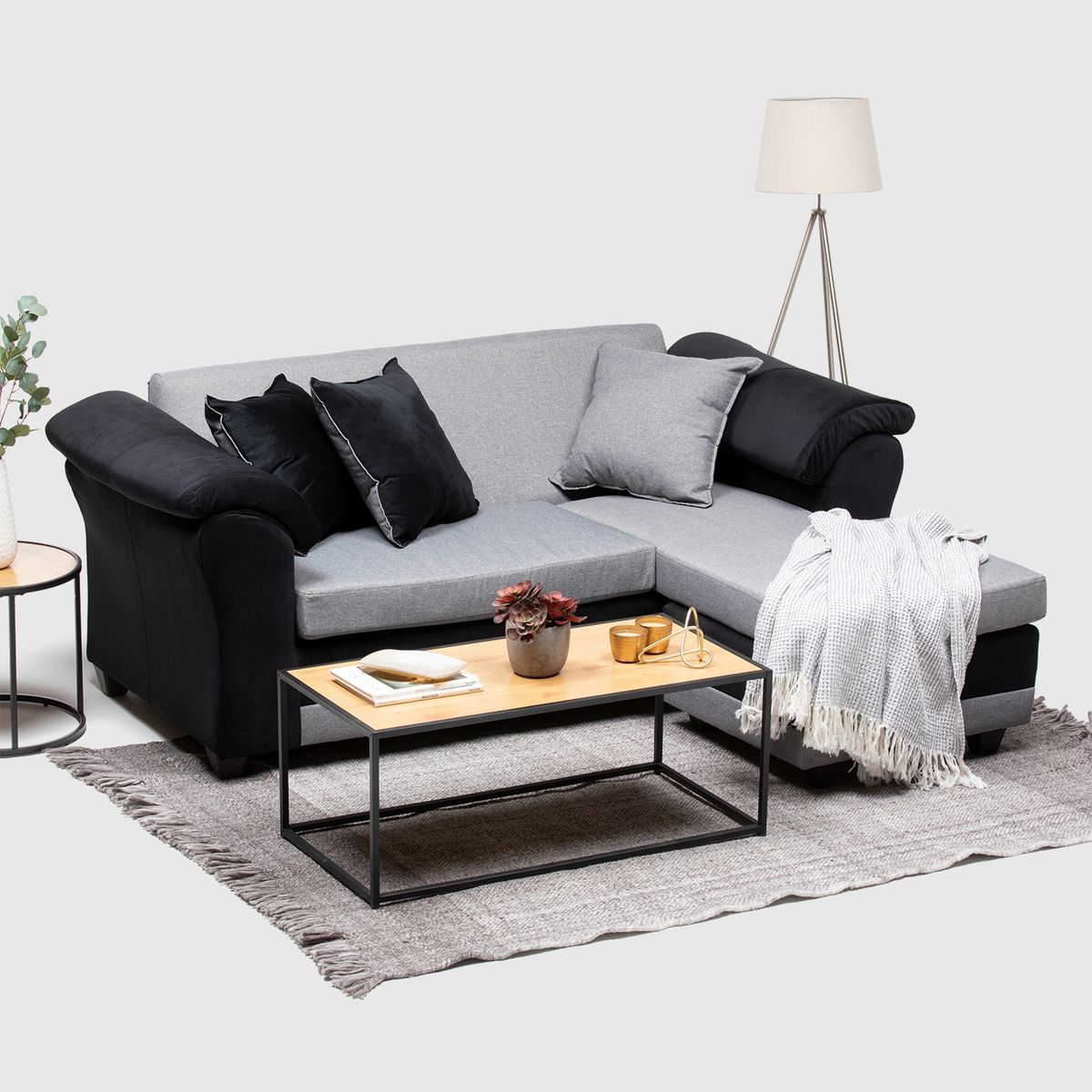 ALMORE - SECCIONAL REVERSIBLE IZQ Y DER FELPA NEGRO TELA GRIS ALMORE