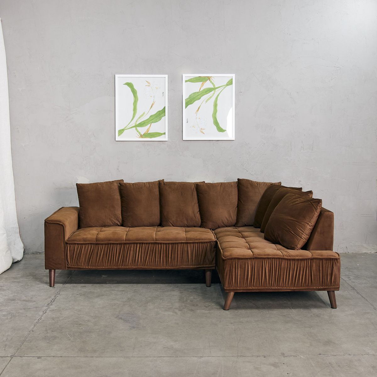 DECOMUEBLES - Seccional Viena Café