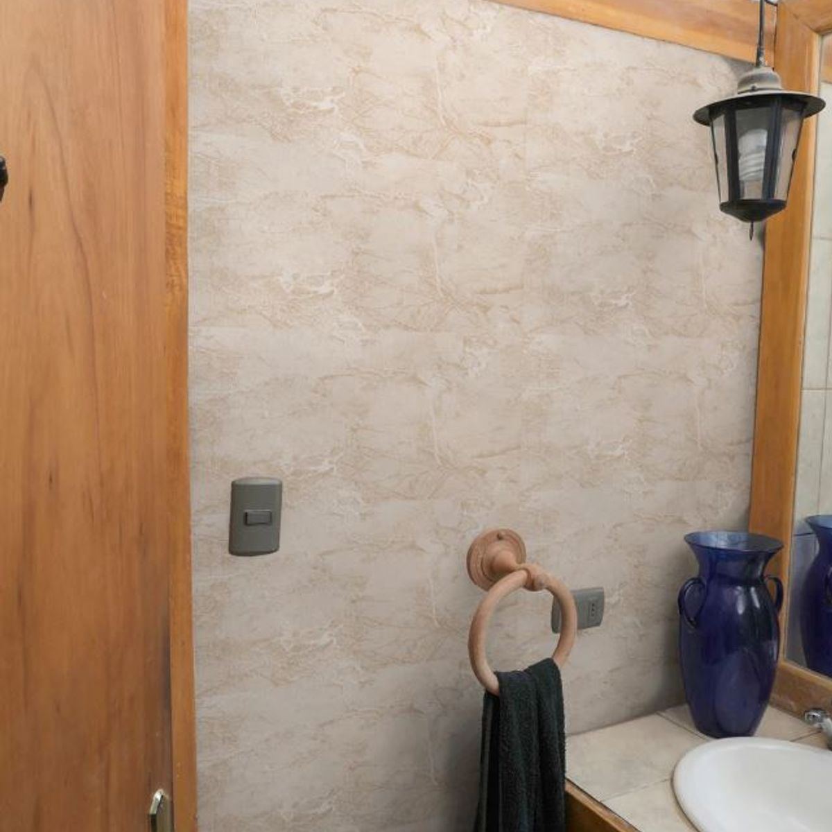 DEKOFIX - Baldosas 25x40 autoadhesivas para muro modelo BOTTICINO BEIGE