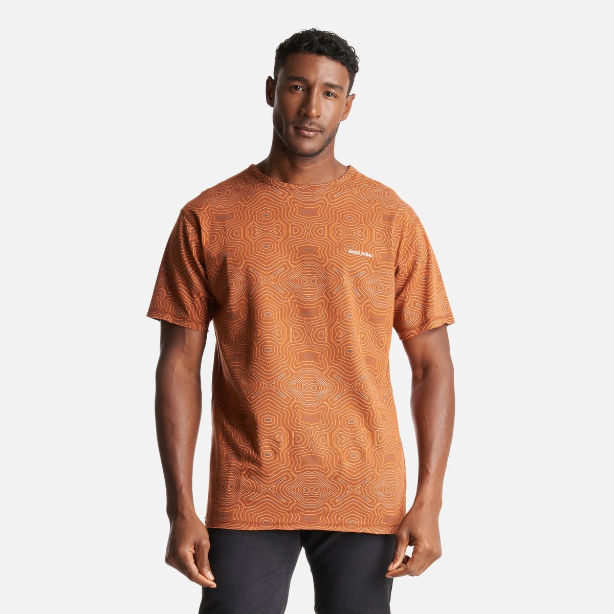 HAKA HONU - Polera Hombre Bi-curioso Print Terracota Haka Honu