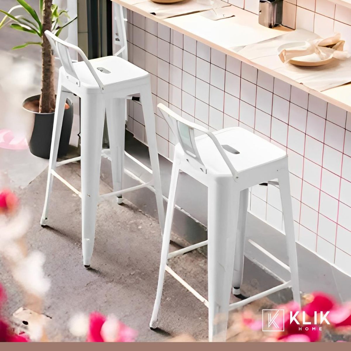 KLIK - Pack de 4 Taburetes Tolix de acero - Blancos KLIK