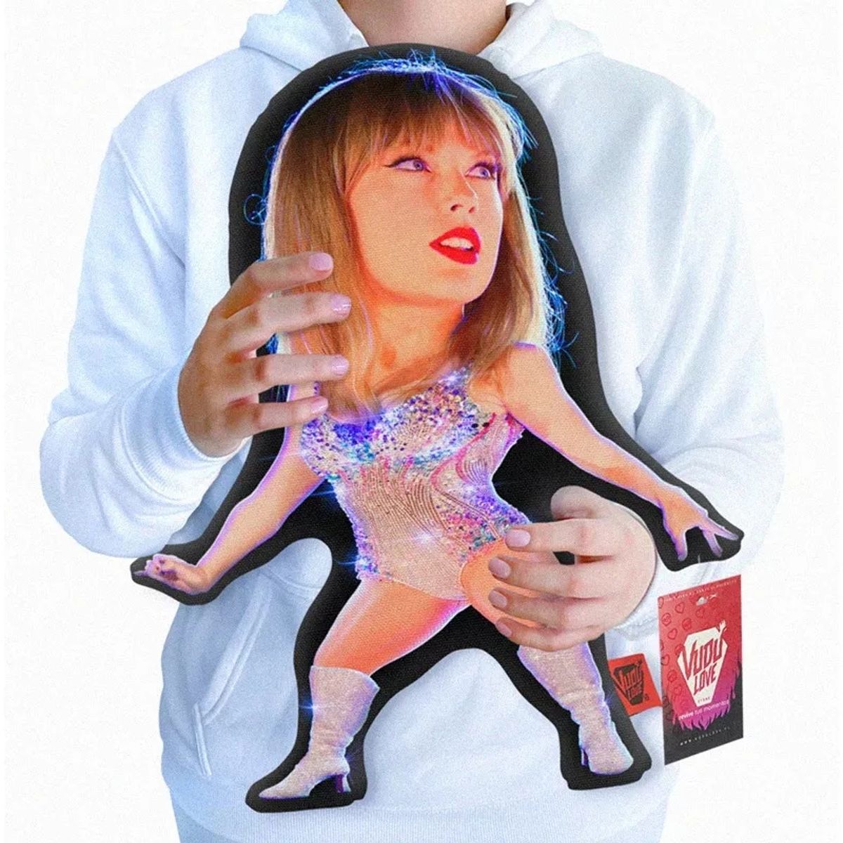 VUDU LOVE - Cojín Taylor Swift Chiquita 40cm Vudú Love