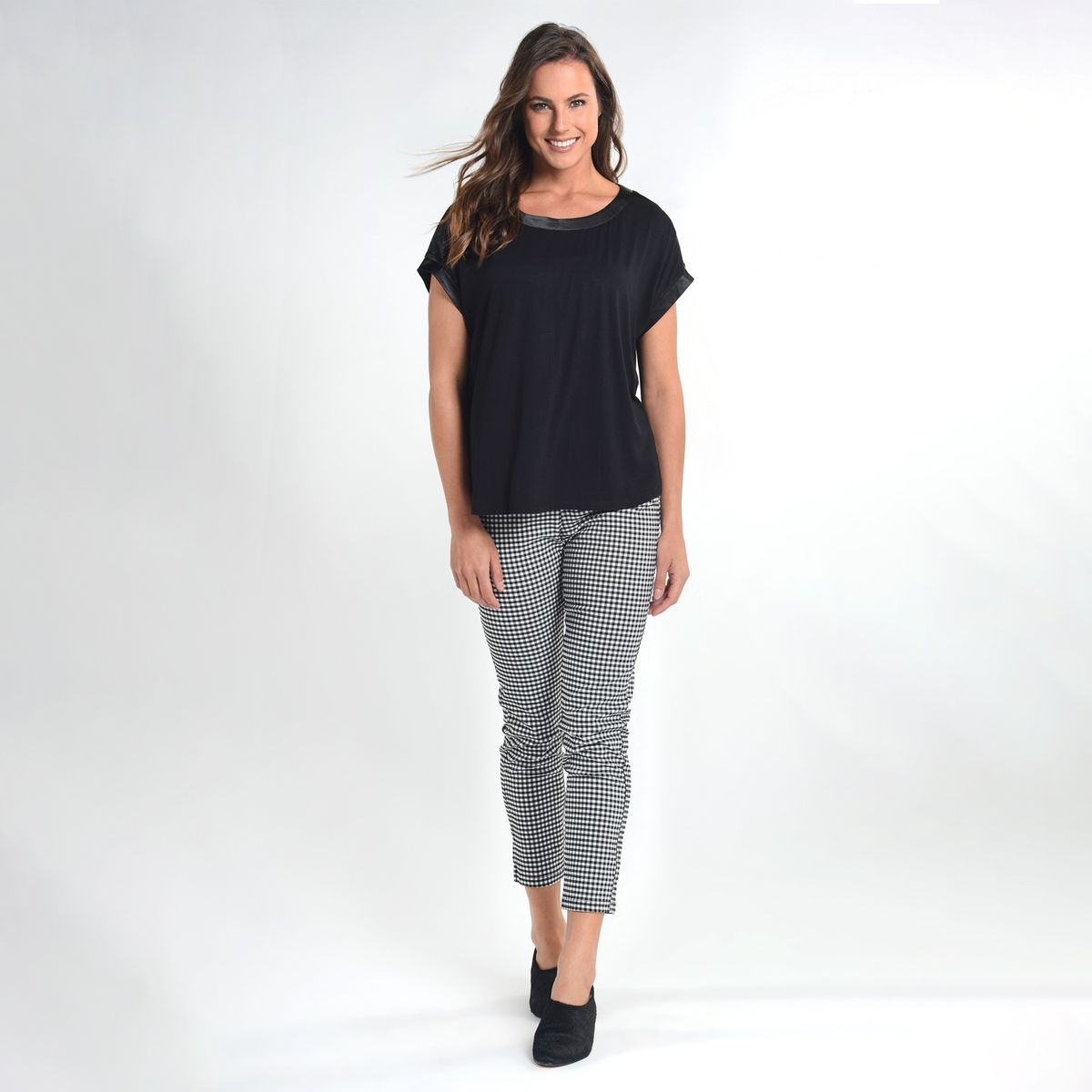 CAFFARENA - Polera Diseño Holgado Manga Corta Viscosa