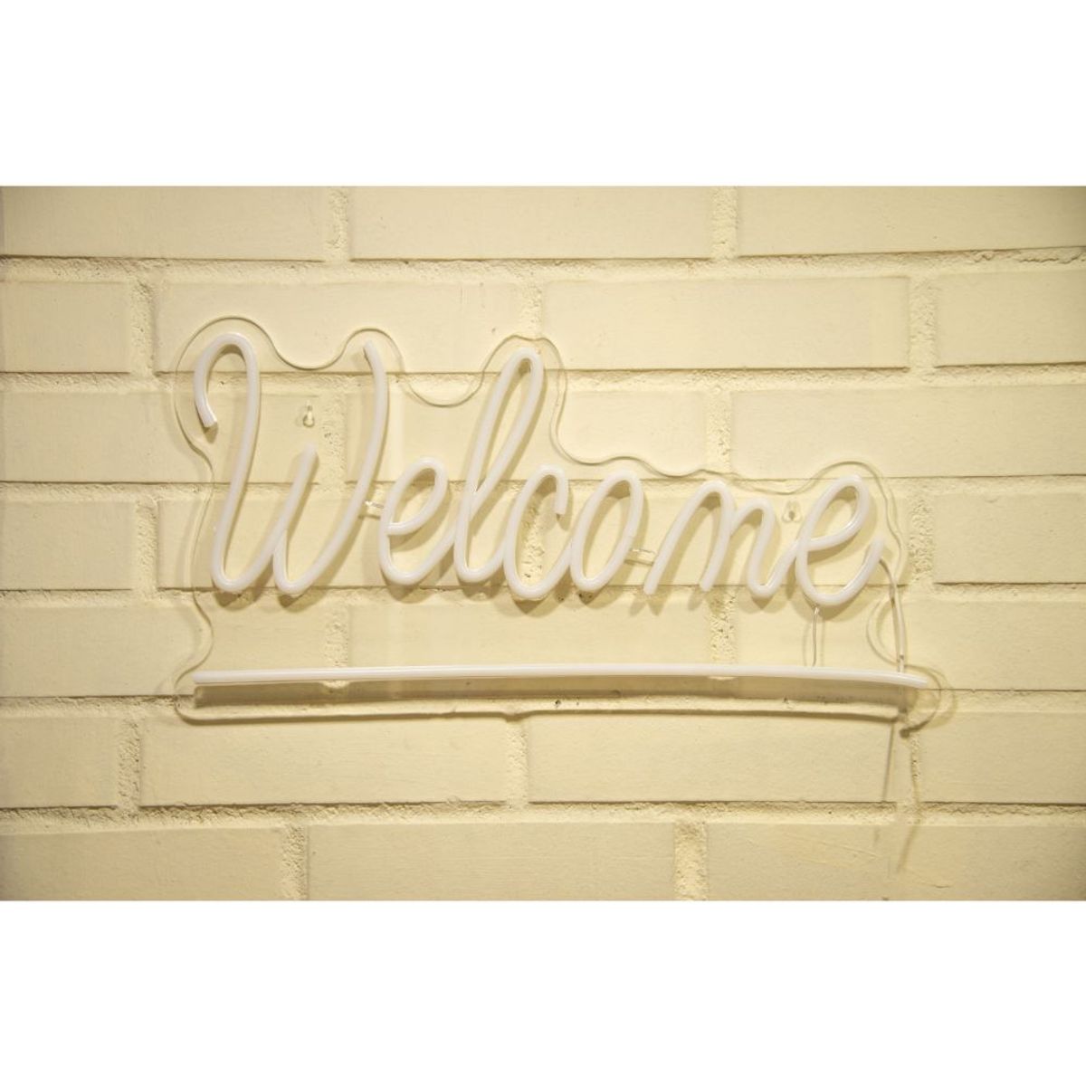 GEN - LETRERO ESTILO NEON WELCOME USB355X609CM