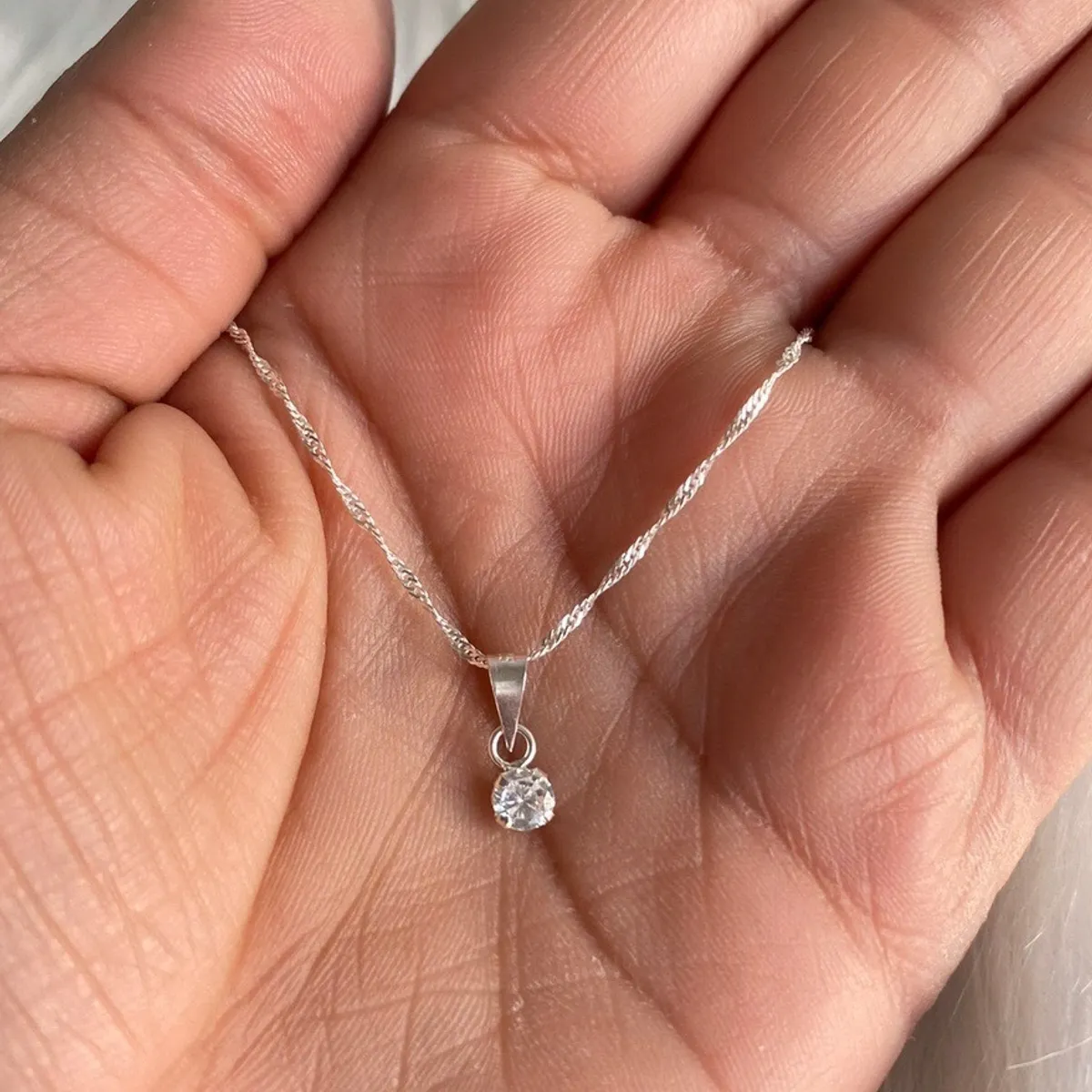 GENERICO - Collar Cadena Delicado Punto De Luz Plata Fina Ley 925