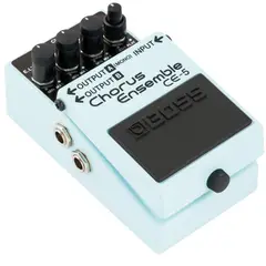 BOSS - CE-5 PEDAL EFECTO