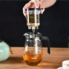 FISSMAN - Tetera De Vidrio Con Infusor 900 Ml Gunfu -